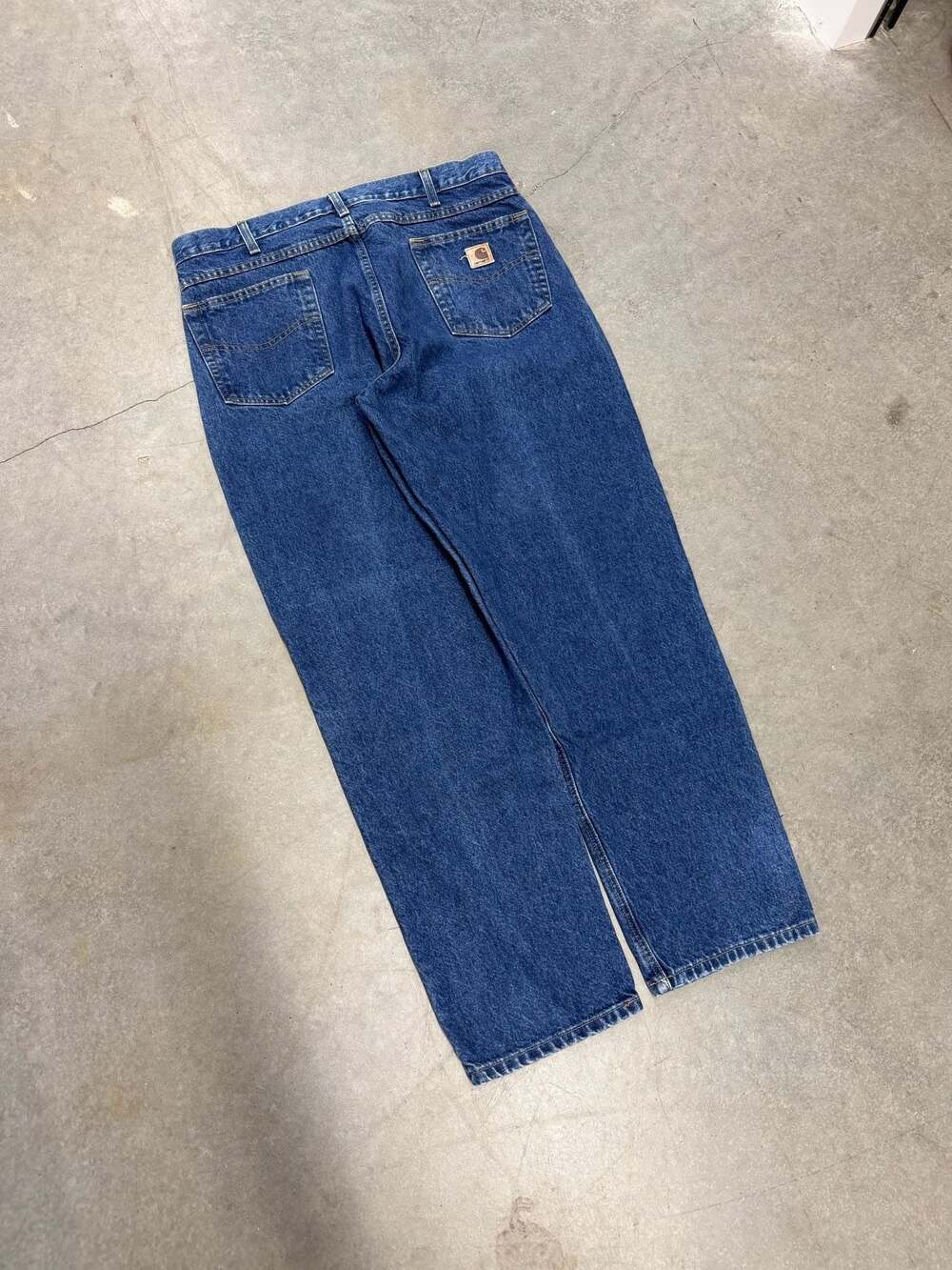 Vintage Y2K 2004 Carhartt Men's Relaxed Fit Straight Leg Denim Jeans Size 38x32